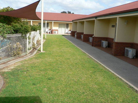 Emerald Explorers Inn - C Tourism 3