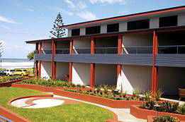 Lennox Holiday Apartments - C Tourism 2