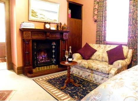 Marble Lodge Bed & Breakfast - C Tourism 0
