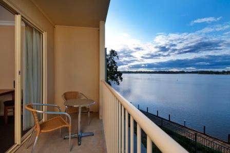 Nagambie Waterfront Motel - C Tourism 6