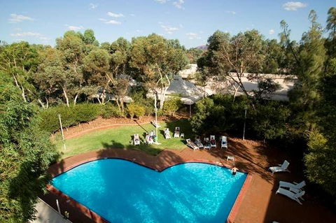 Outback Pioneer Hotel - C Tourism 0