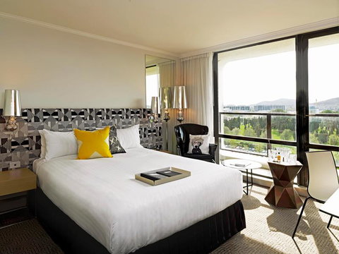 QT Canberra - C Tourism 0