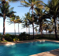 Sarina Beach Motel - C Tourism