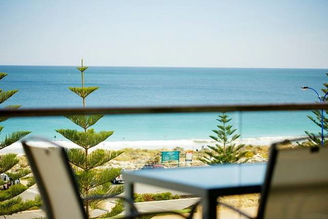 Seashells Scarborough - C Tourism 7