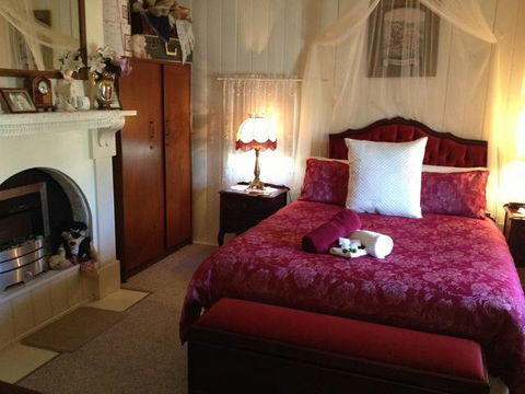 Tenterfield Luxury Historic C1895 Cottage - C Tourism 1