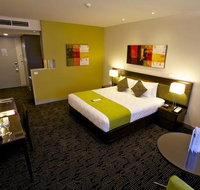The Colmslie Hotel Suites  Conference Centre - C Tourism