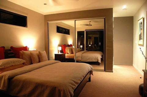 The Long Weekend Retreat - C Tourism 0
