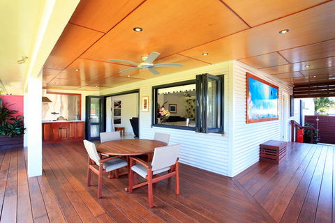 The Tin Sheds-Norfolk Island - C Tourism 0