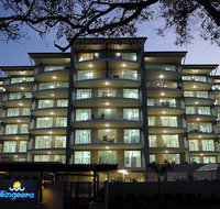Tingeera Luxury Beachfront Apartments - C Tourism