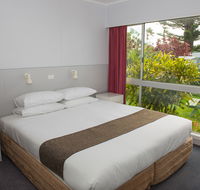 Tudor Apartments - C Tourism