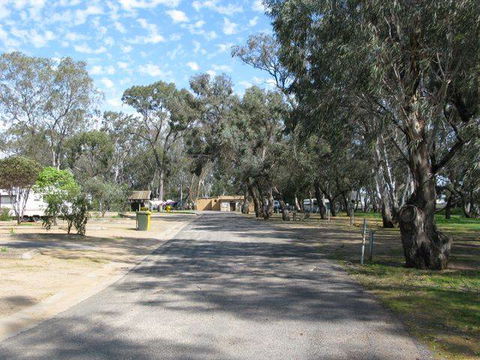 Warracknabeal Caravan Park - C Tourism 0