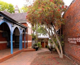 Coolibah Lodge Backpackers - C Tourism 1