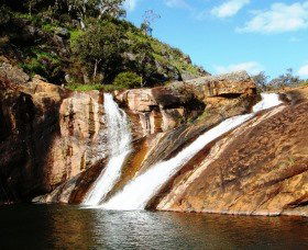 Serpentine Falls Park Home And Tourist Village - C Tourism 0
