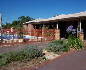 Southern River B & B - C Tourism 0