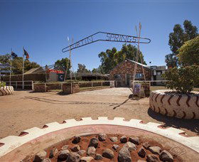 Curtin Springs Wayside Inn - C Tourism 2