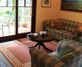 MossGrove Bed And Breakfast - C Tourism 5