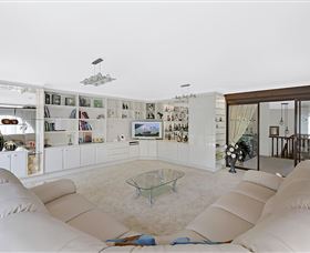 Waterfront Paradise - C Tourism 5