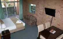 Aspire Alpine Gables And Brumby Bar - Jindabyne - C Tourism 3