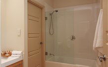 H Boutique Hotel - Pokolbin - C Tourism 6