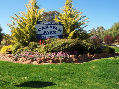 Spicer Park Caravan Park - C Tourism 1