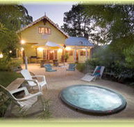 Mooloolah Valley Holiday Houses - C Tourism