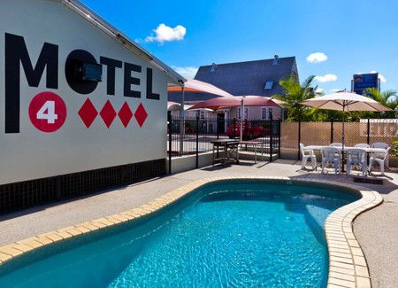 Ferny Hills QLD C Tourism