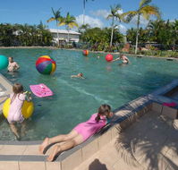 Kurrimine Beach Holiday Park - C Tourism