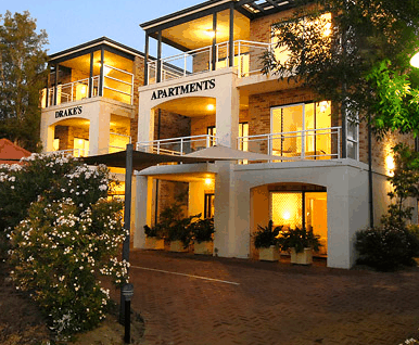 Drakes Apartments With Cars - C Tourism 3