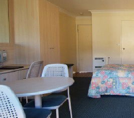 Zig Zag Motel - C Tourism 1