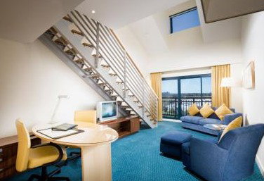 Courtyard By Marriott North Ryde - C Tourism 2