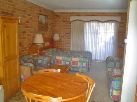 Coachmans Rest Motor Lodge - C Tourism 4