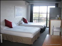 St Kilda Beach House - C Tourism 0