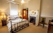 Curlew Cottage Bed And Breakfast - C Tourism 2