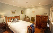 Curlew Cottage Bed And Breakfast - C Tourism 4