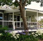 Yarralaw Springs Wines Vine Loft Bed and Breakfast - C Tourism