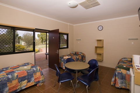 Kings Canyon Holiday Park - C Tourism 6