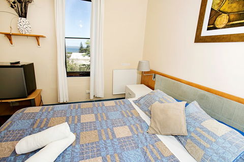 Albany YHA - C Tourism 5