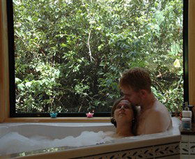 Ravensbourne Forest Chalets - C Tourism 0