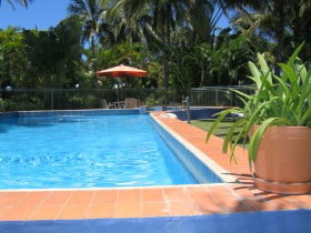 Sunlover Lodge Holiday Units And Cabins - C Tourism 1