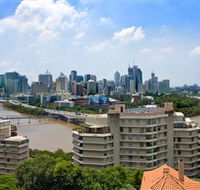 Central Hillcrest Apartment Hotel - C Tourism