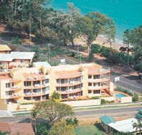 Alexander Beachfront Apartments - C Tourism
