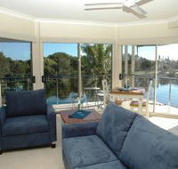 Alexander Lakeside Bed and Breakfast - C Tourism