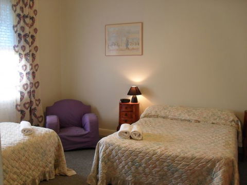 Aaron Cottage - C Tourism 1