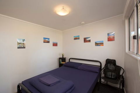 Alice Lodge Backpackers - C Tourism 1