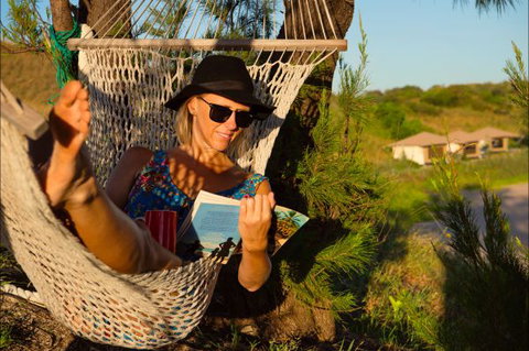 Banubanu Beach Retreat - C Tourism 0