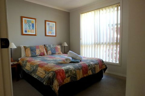 Captain's Quarters Bermagui - C Tourism 2