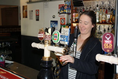 Criterion Hotel Crookwell - C Tourism 3