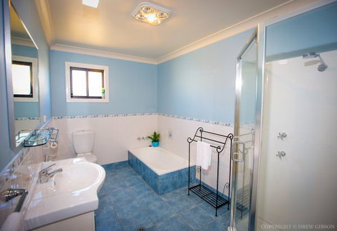 Dell-Lee Cottage - C Tourism 5