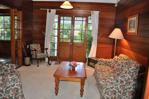 Hampden Cottage Accommodation Kangaroo Valley - C Tourism 6