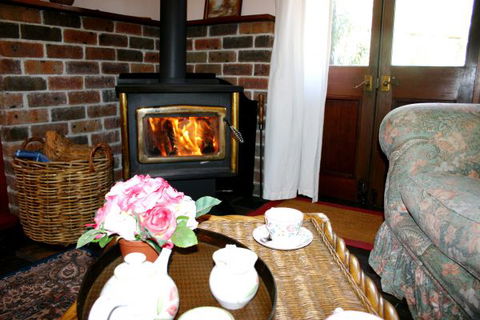 Hampden Cottage Accommodation Kangaroo Valley - C Tourism 8